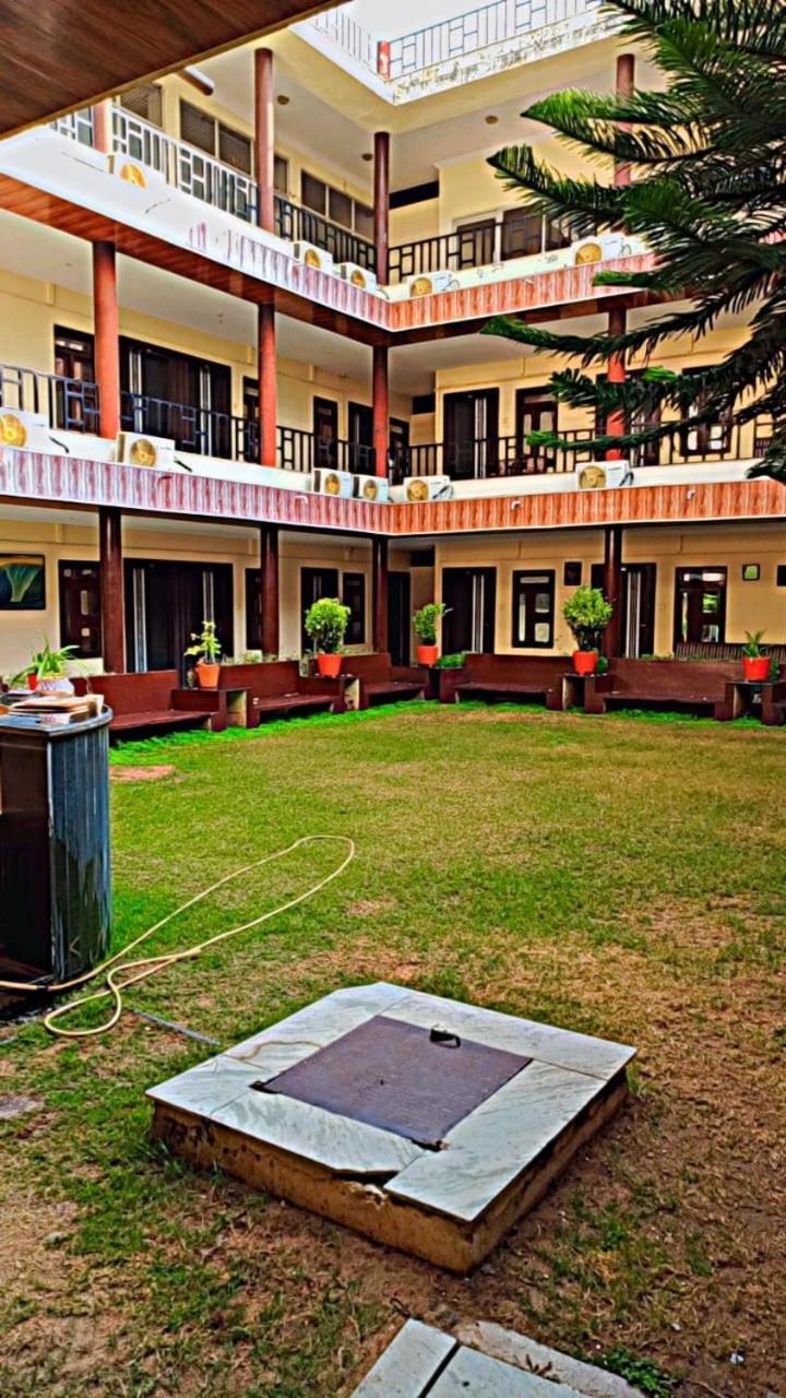 Goyal Plaza Hotel 5 Mint. Waling Distance From Pushkar Lake Exterior foto
